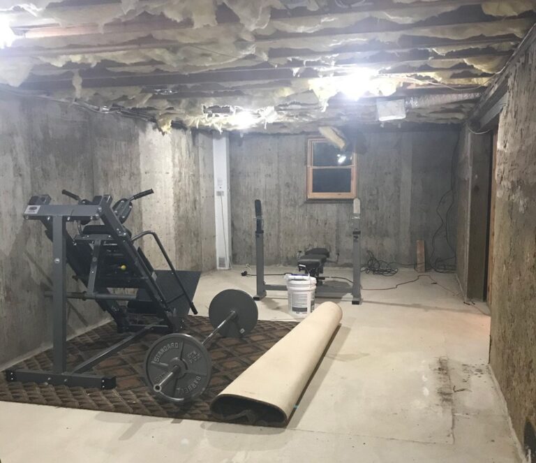 How to Install Rubber Gym Flooring (9 Simple DIY Steps)