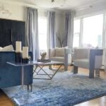 living room accent chair ideas with blue rug