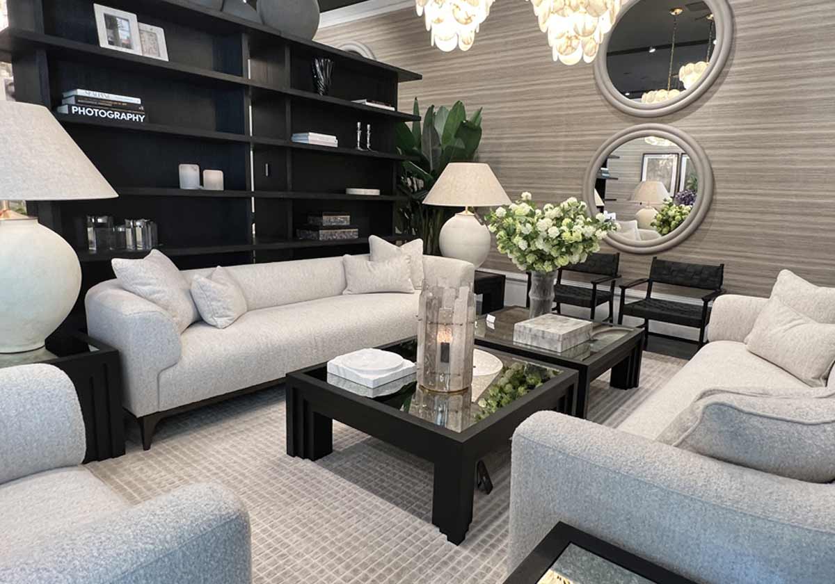double coffee table decor ideas with flowers.