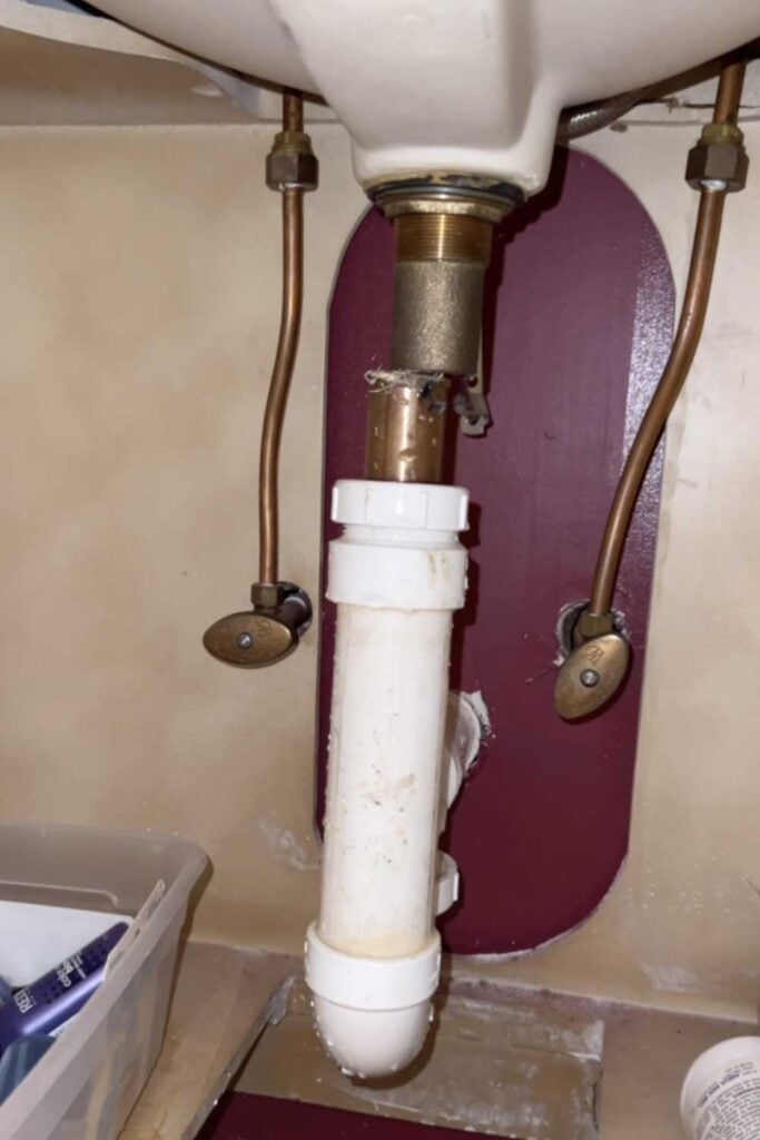 bathroom vanity broken pipe